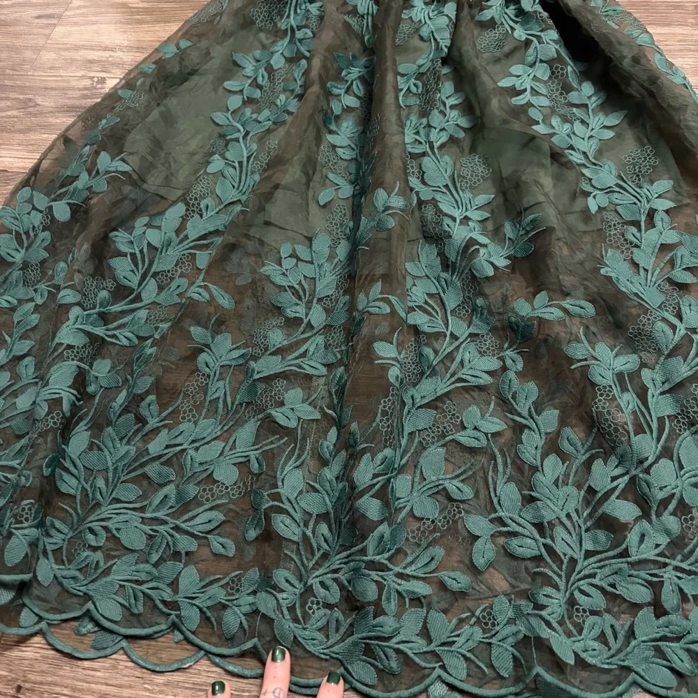 Y2K Vintage Embroidered Floral Foliage Tulle Midi Skirt (Forest Green) L/XL